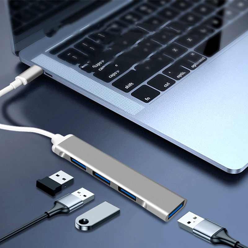 ParkCharge Family Hub — Charge Up to 4 Park Wristbands from One Port (Works with MagicBand+)